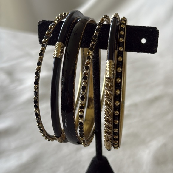 Sophisticated Black and Gold Bangle Set 6 Bracelets - Picture 3 of 6